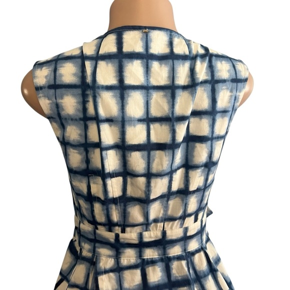 Sportmax Blue and White Checkered Sleeveless Dress - Picture 6 of 8